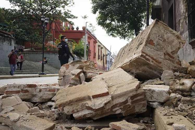 Se registran más de mil réplicas tras el sismo de 7.7 grados en Coalcomán, Michoacán