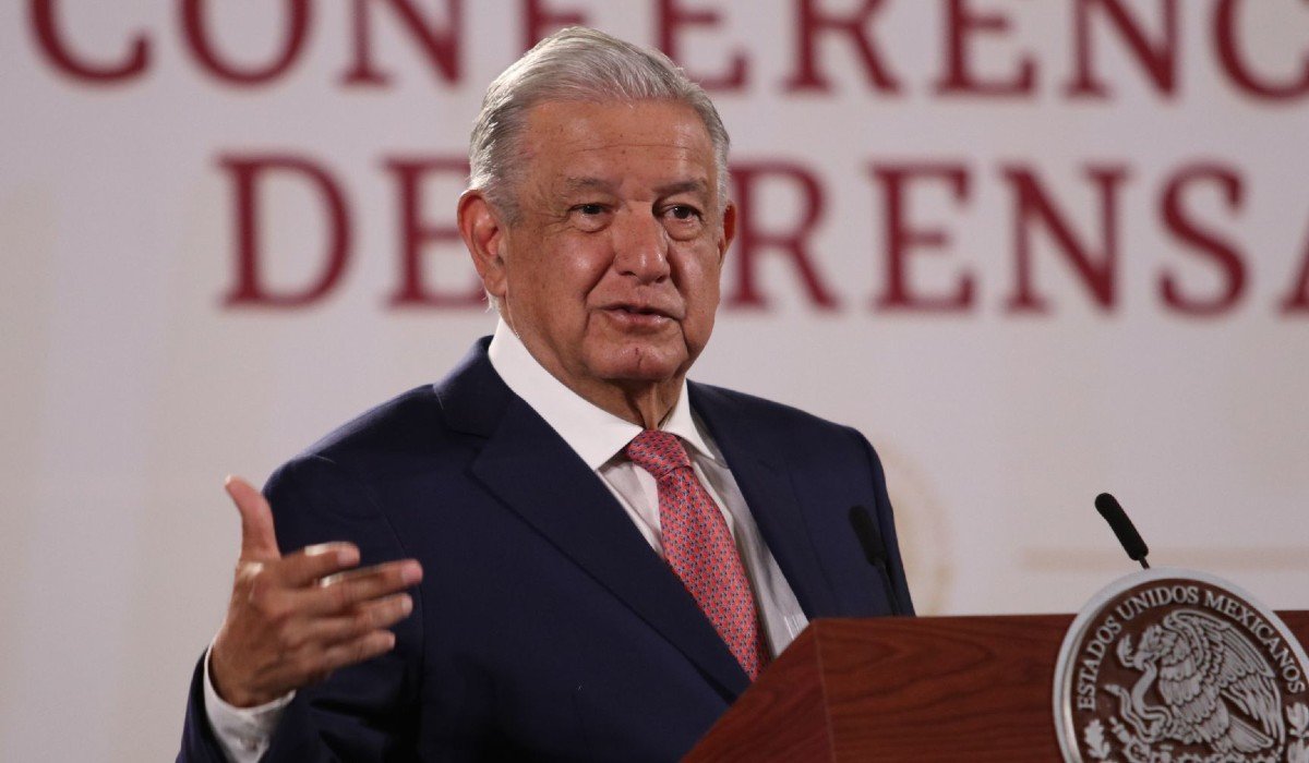 AMLO y empresarios refuerzan plan contra inflación; 24 productos no subirán de precio