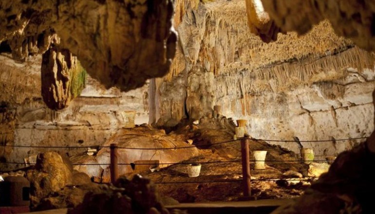Grutas De