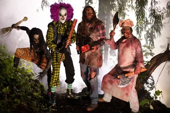 Arranca festival del terror en six flags con nuevas atracciones la revista del sureste mx La Regresion
