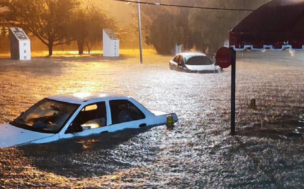 Muchas Avenidas Inundadas En Nl