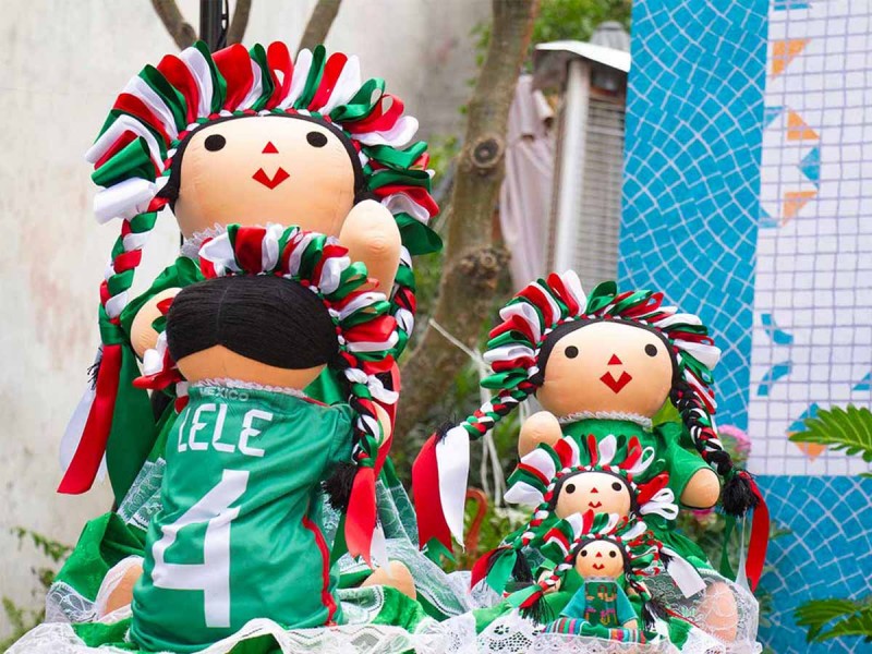 Lele, la muñeca típica queretana, viajará al Mundial de Qatar para apoyar a México