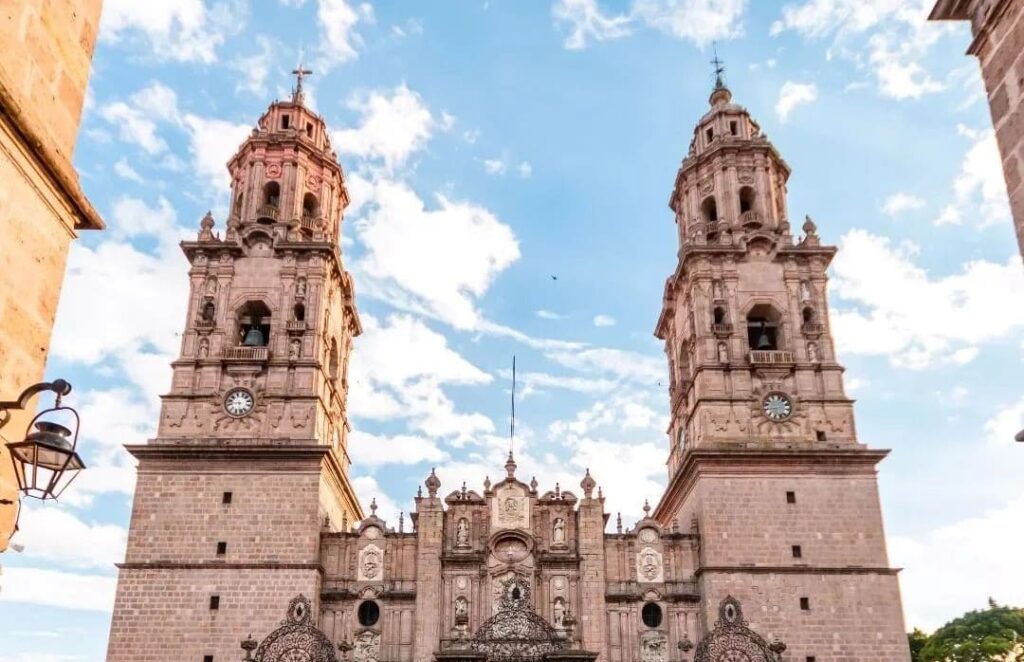 La Catedral De Morelia Turisteando Morelia Scaled 1