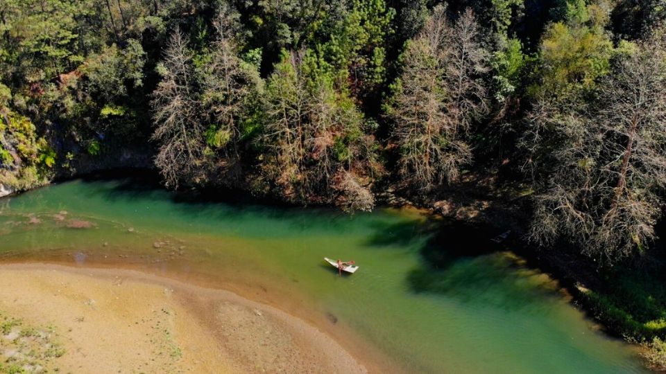 Así es la hermosa “playita de tres colores” que puedes conocer en tu visita a Tlatlauquitepec