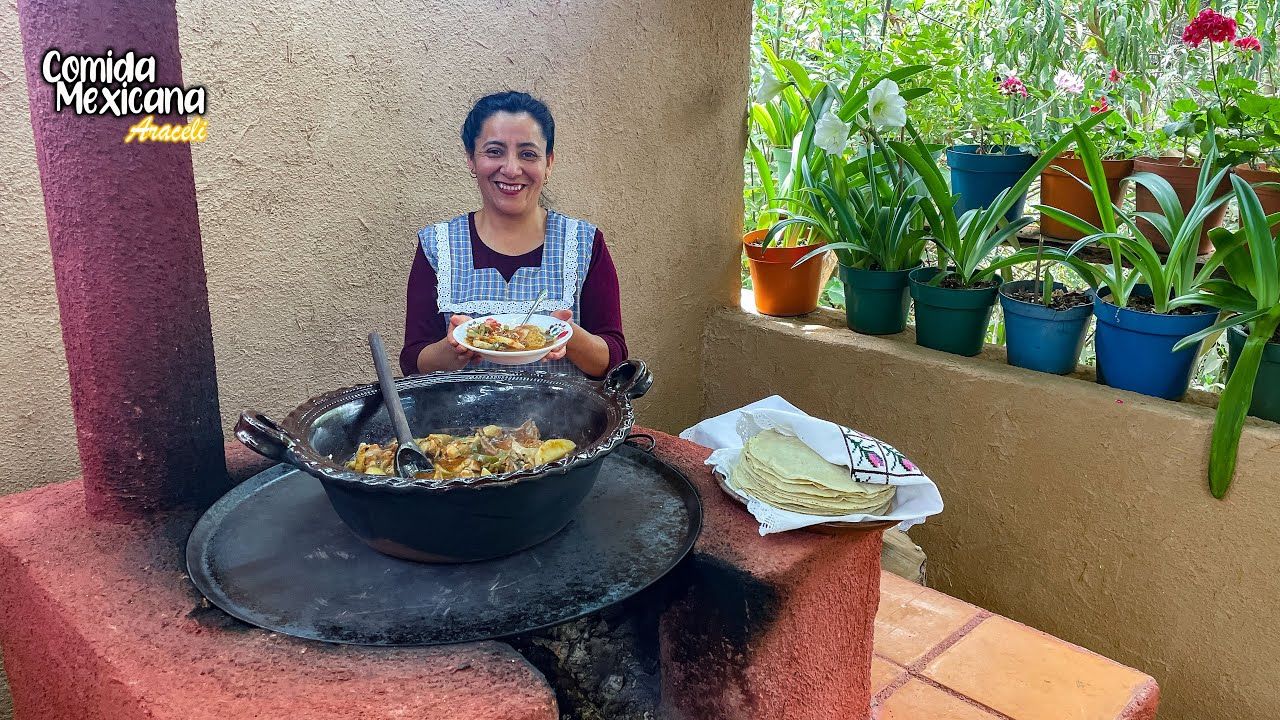 Las cocineras tradicionales que comparten sus deliciosas recetas en youtube ¡conócelas! La revista del sureste mx Af5B97Cd12Cad0504Ec984Acfb5Df1Aa