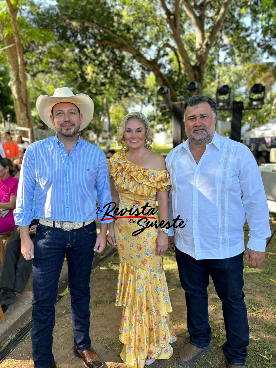 Asisten personalidades y padres de familia de las representantes a la presentación a medios la revista del sureste mx 3