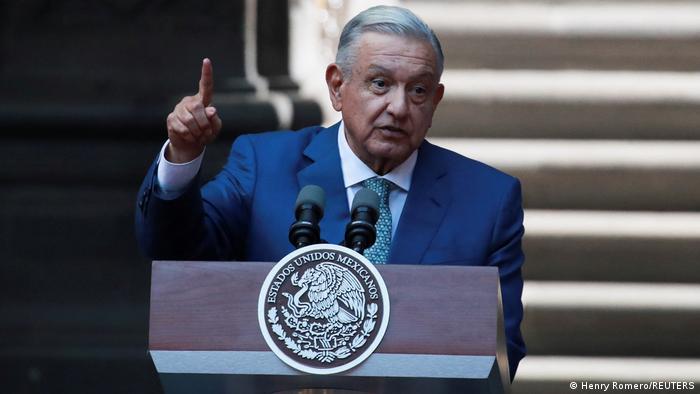 Amlo Plan B