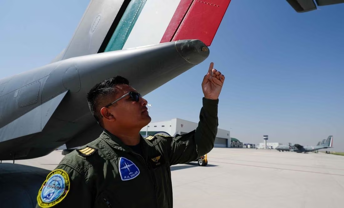 Pilotos Bombardear Nubes