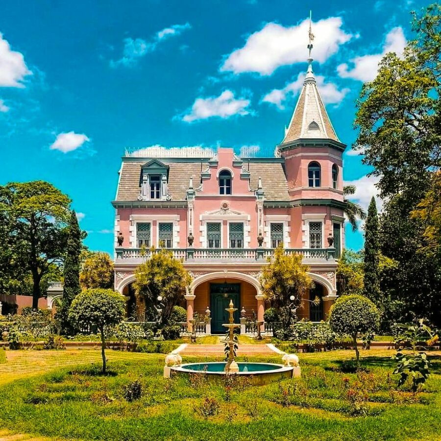 El Pinar, una de las casas emblema de Mérida