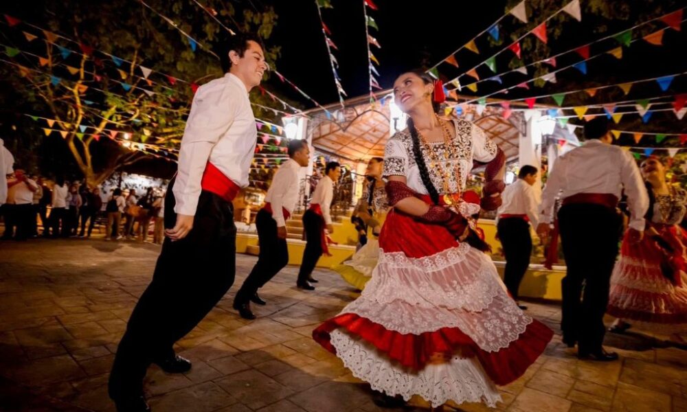 Sumérgete en la Magia de San Román: El Primer Barrio Mágico de Campeche Te Espera