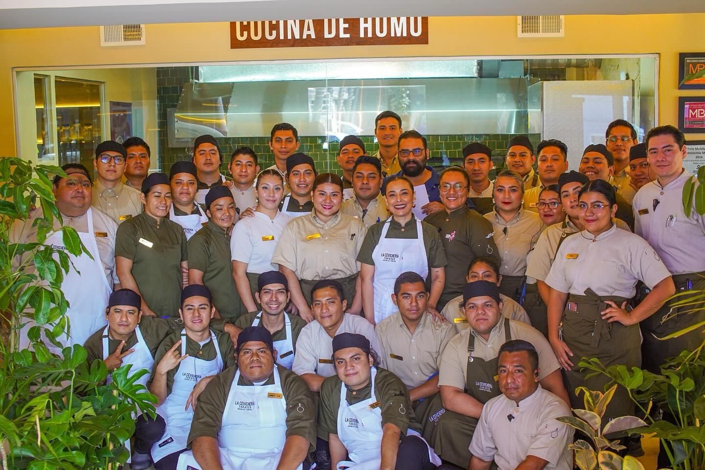 La chef Lupita Vidal nos invita a su Cevichería Tabasco para descubrir los sabores auténticos de la región