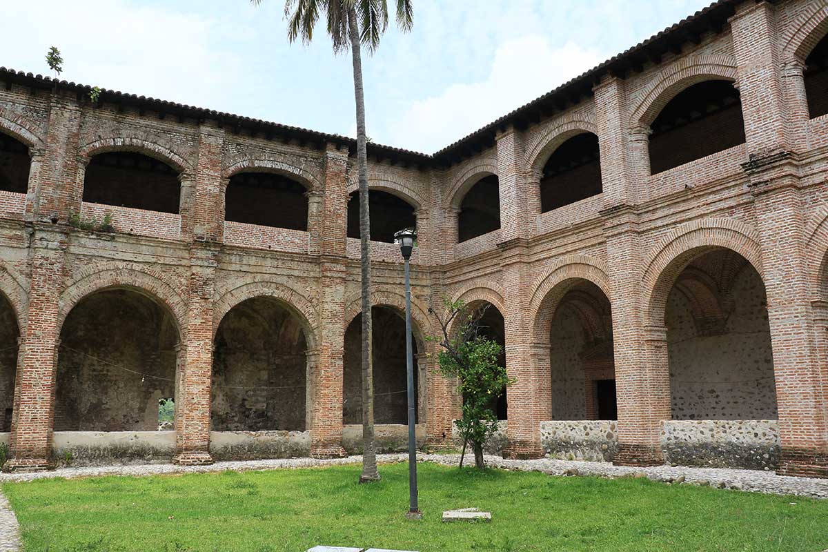 Explora la historia en el antiguo convento de santo domingo en tecpatán la revista del sureste mx Historico Ex Convento De Santo Domingo En Tecpatan