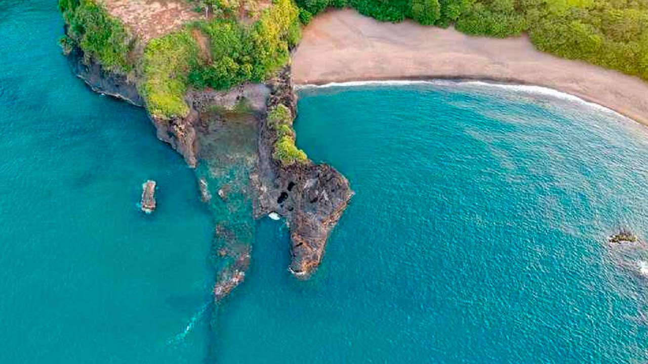 "descubre las joyas escondidas: las playas secretas de méxico que debes visitar" la revista del sureste mx Playa Ermitas Veracruz