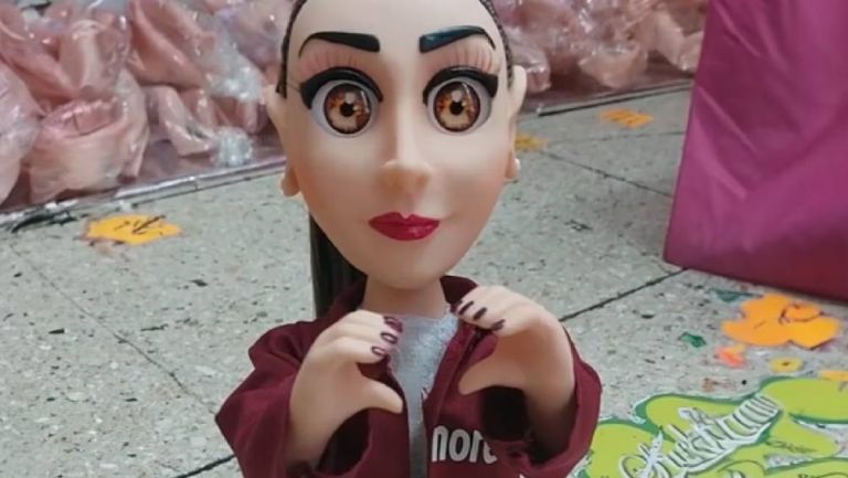 "¡Conoce a Claudita! La Impactante Muñeca en Honor a Claudia Sheinbaum que Está Conquistando las Redes"