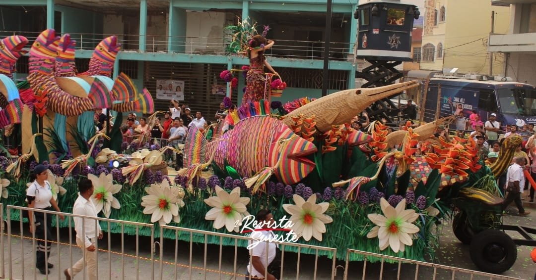 Desfile De Carros Alegoricos