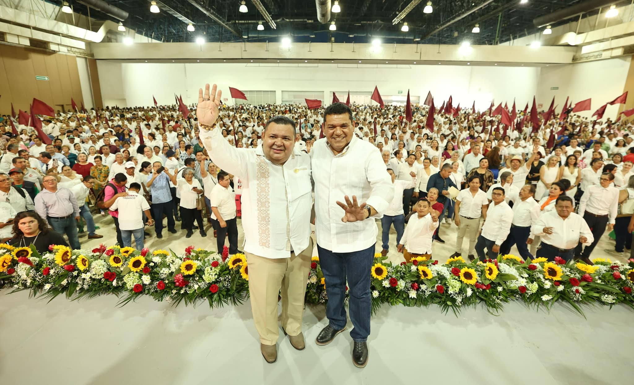 "Javier May: Compromiso Firme con la Educación Pública y el Bienestar de la Juventud en Tabasco"