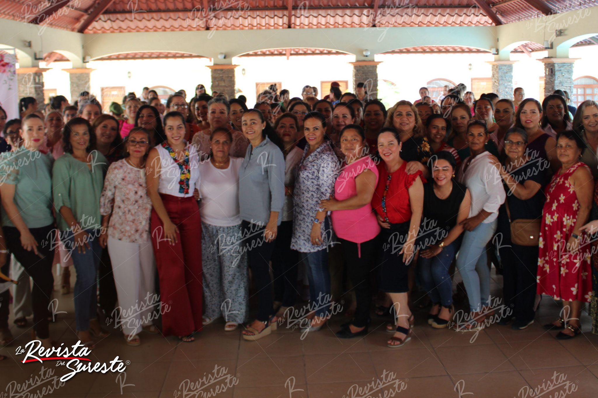 Las Mujeres Podemos Lograrlo Impulsando La Inteligencia Emocional Y El Bienestar