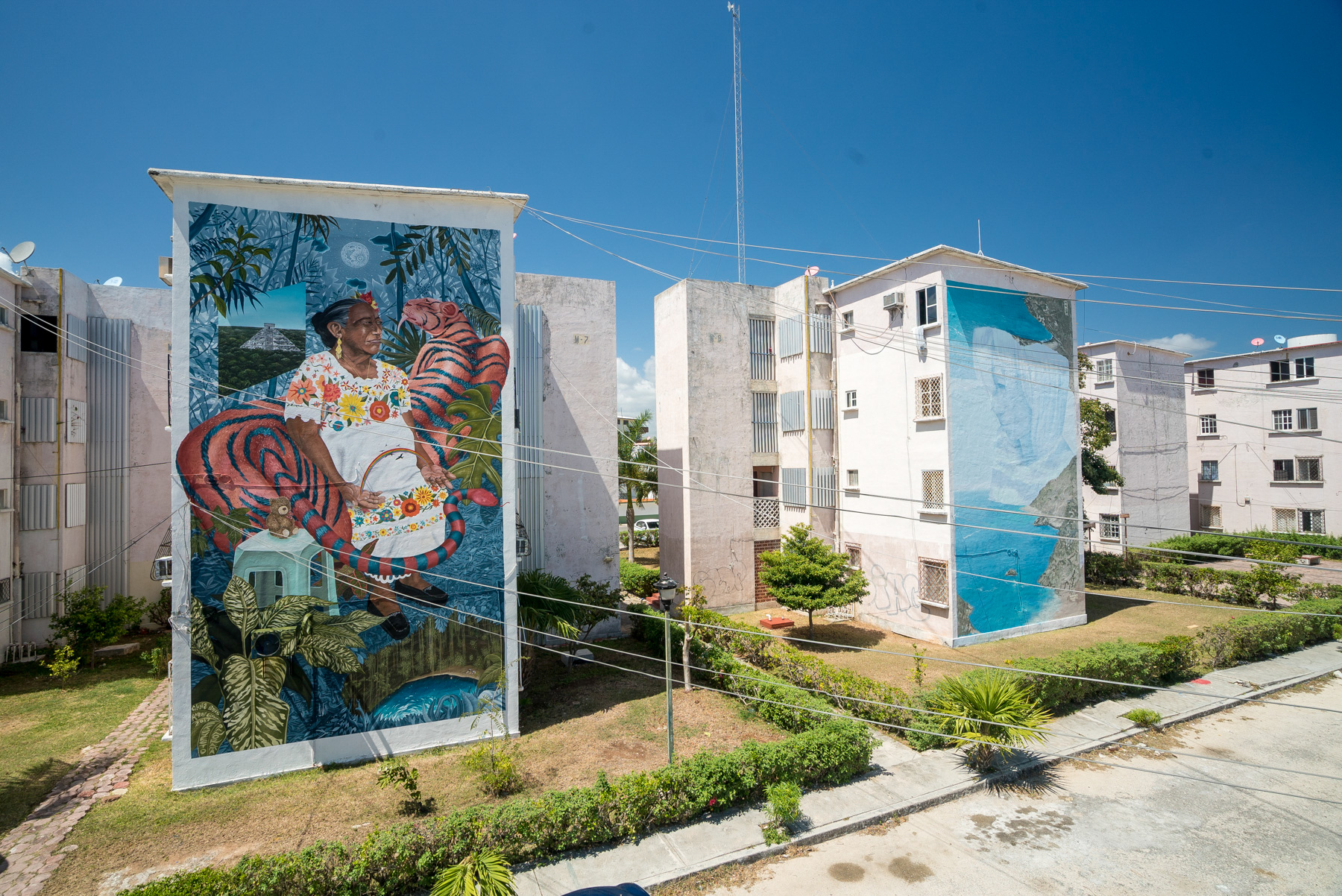 Murales La Avenida Bonampak Quintana Roo