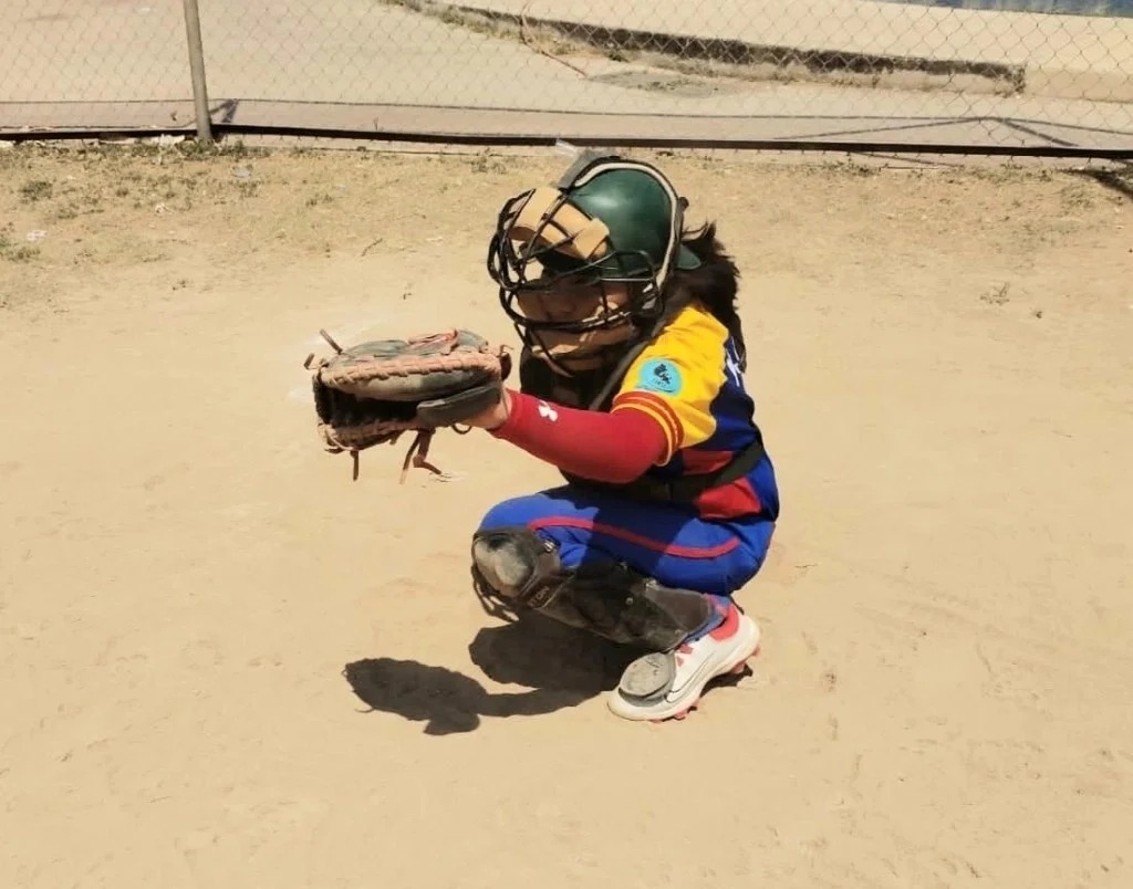 Yamilet Chan La Nina Beisbolista Que Juega Como Catcher En La Liga Infantil De Yucatan
