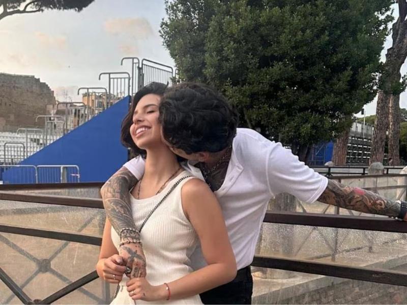 Amor Bajo Los Reflectores! Christian Nodal Y Ángela Aguilar Confirman Su  Noviazgo A Menos De Un Mes Del Truene Con Cazzu