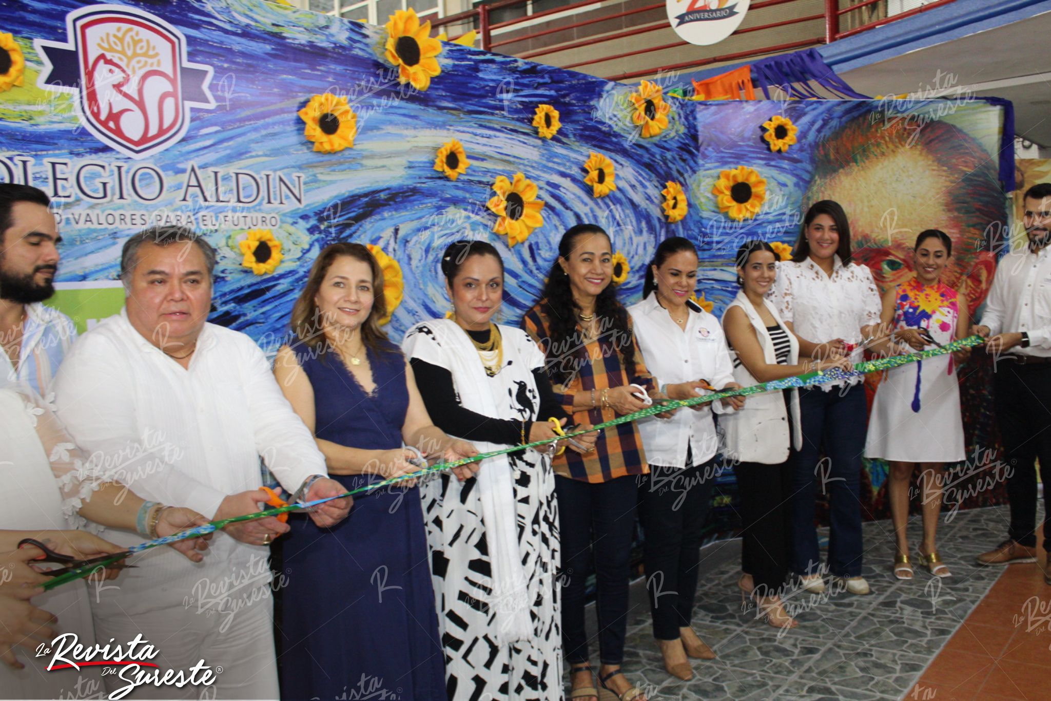 La Maestra Aurora Raleigh Asistio Como Invitada Especial Al Art Fest 2024 Un Viaje Inmersivo Al Mundo De Van Gogh En Comalcalco