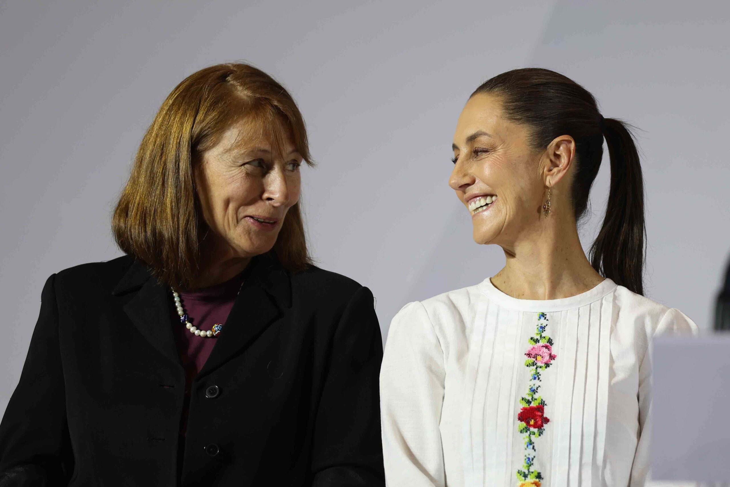 Claudia Sheinbaum Nombra A Tatiana Clouthier Para Liderar El Instituto De Mexicanos En El Exterior Scaled