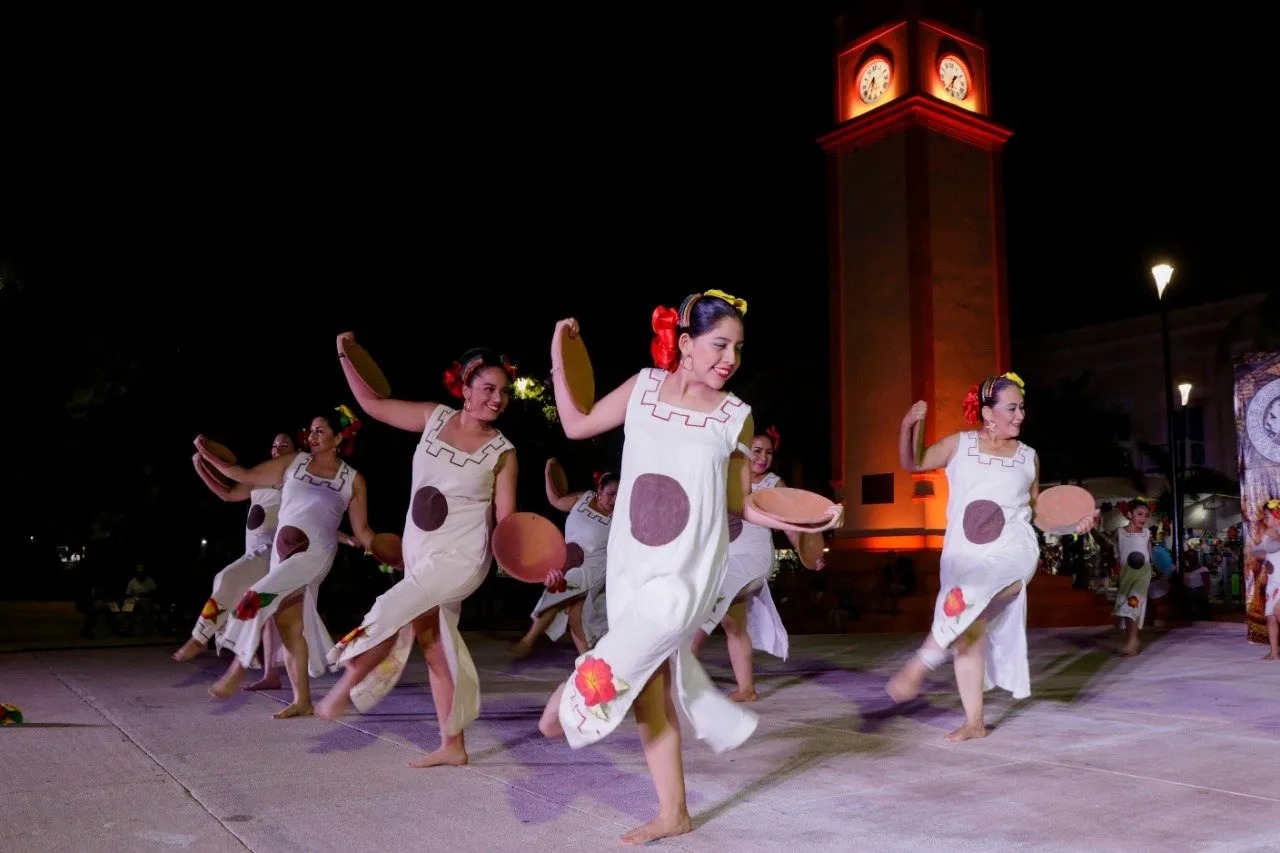 Danza De Los Comales