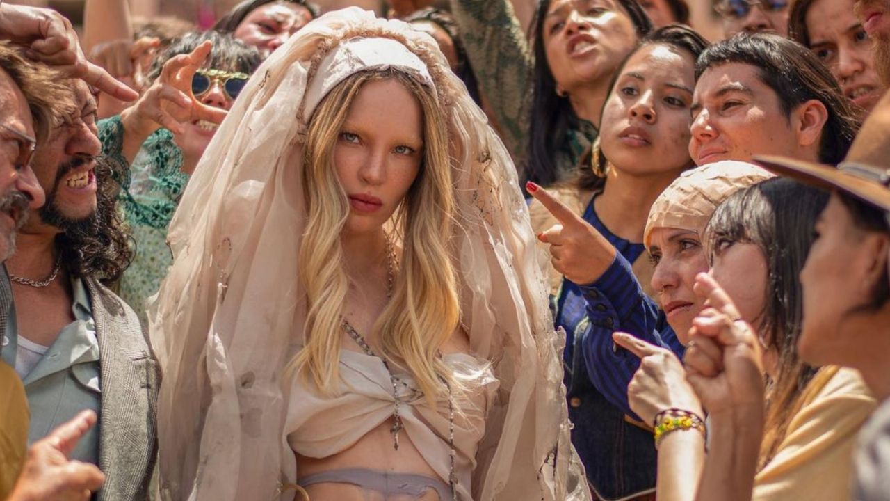 La Mala La Cancion De Belinda