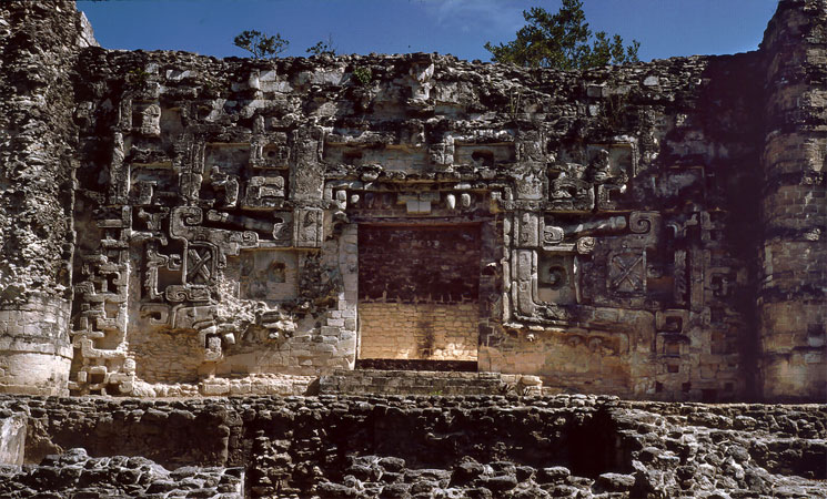 Descubre Taxahá: El secreto arqueológico de Candelaria ideal para mochileros y aventureros