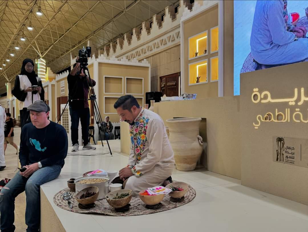 La cocina Yucateca conquista Arabia Saudita: El chef Wilson Alonzo lleva los sabores de Yucatán al Festival Internacional del Dátil