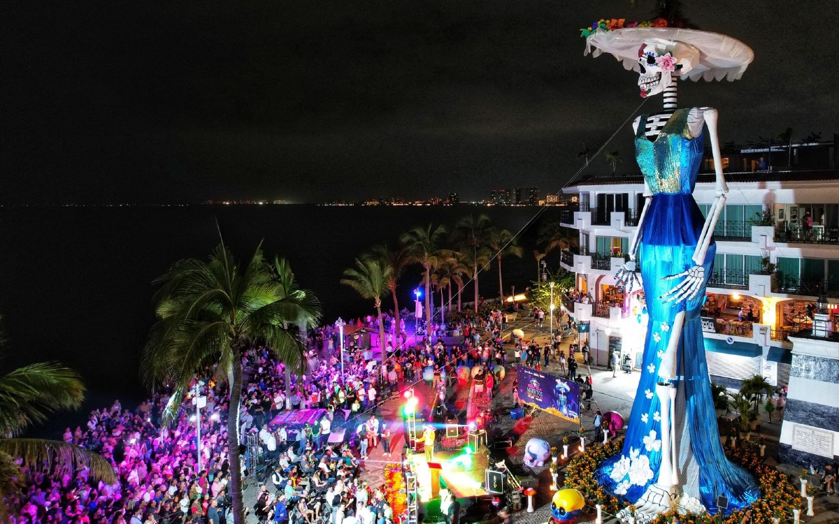 La Catrina Mas Alta Del Mundo En Puerto Vallarta Un Record Monumental Que Celebra El Dia De Muertos 2024