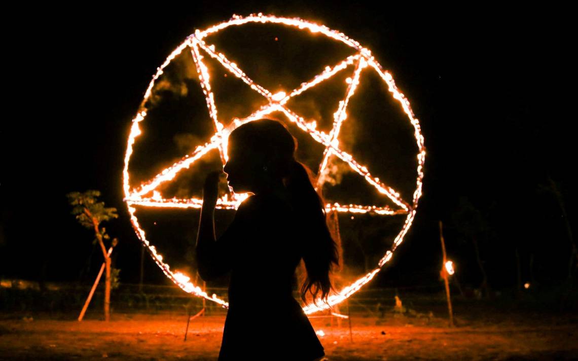 La Noche Del Diablo Misterio Miedo Y Dualidad En La Vispera De Halloween