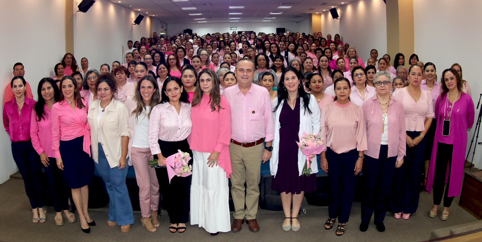 Tribunal Superior De Justicia Impulsa La Salud Conferencias Y Consultas Gratuitas Para Prevenir El Cancer De Mama