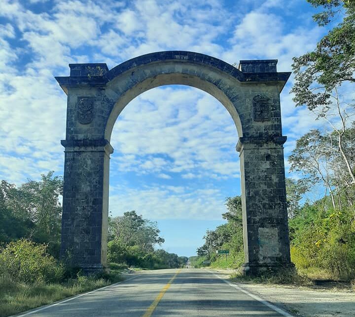 La Sorprendente Historia Del Arco Fronterizo Entre Campeche Y Yucatan Que Fascina En Tiktok E1730841214475