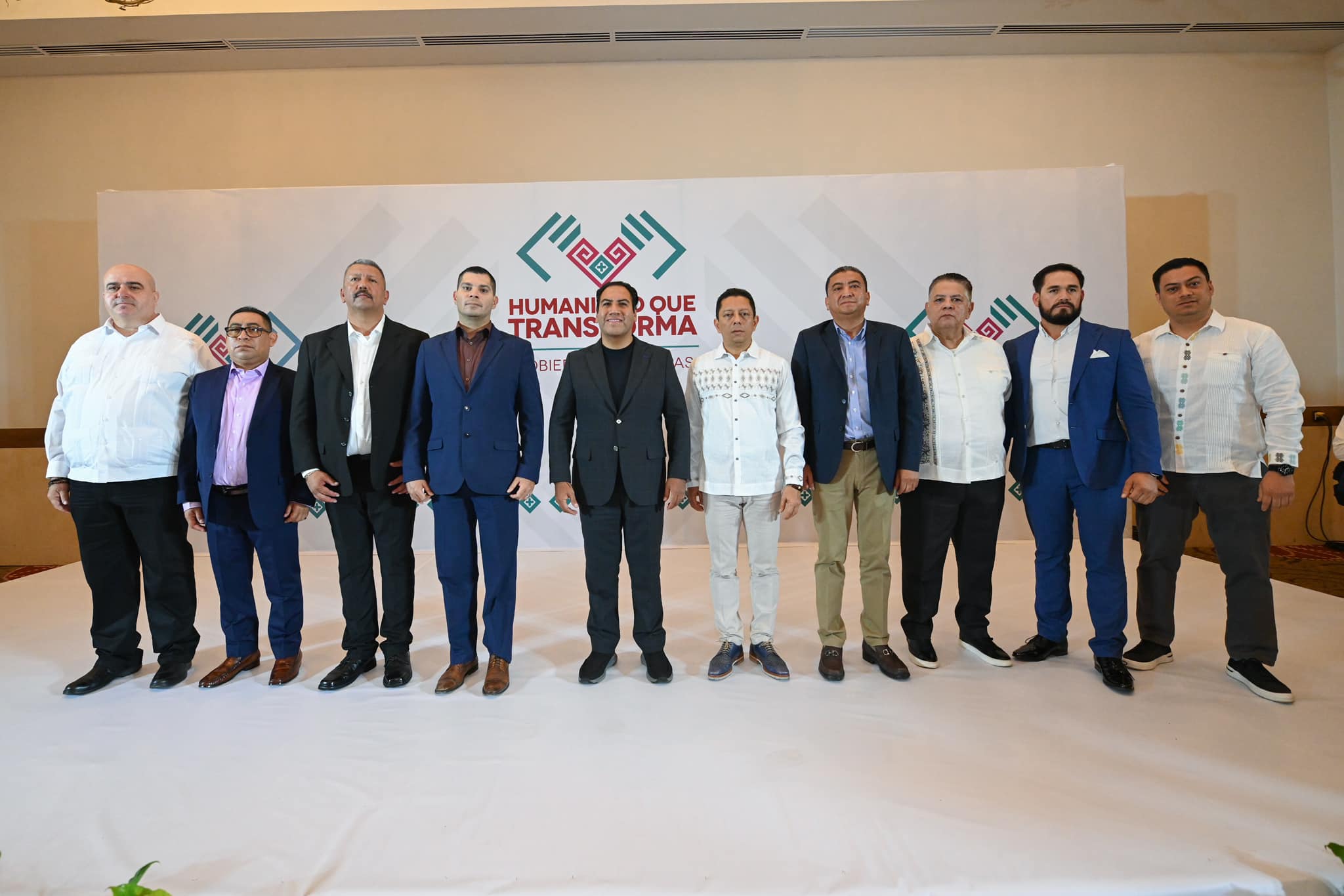 Eduardo ramírez presenta a su equipo de gobierno: un gabinete para transformar chiapas la revista del sureste mx Eduardo Ramirez Presenta A Su Equipo De Gobierno Un Gabinete Para Transformar Chiapas