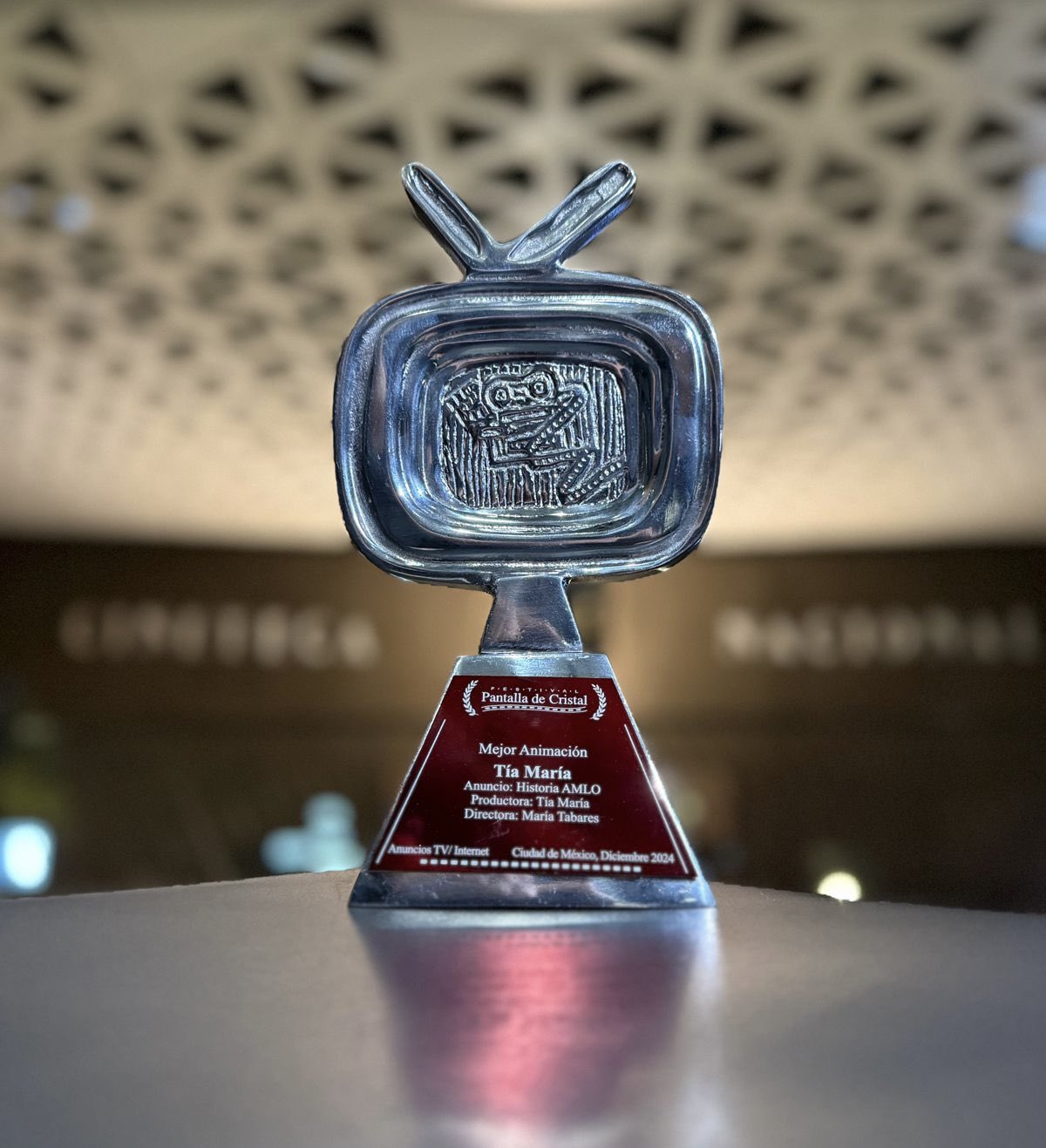 Animación de amlo gana reconocimiento en premios pantalla de cristal la revista del sureste mx Animacion De Amlo Gana Reconocimiento En Los Premios Pantalla De Cristal