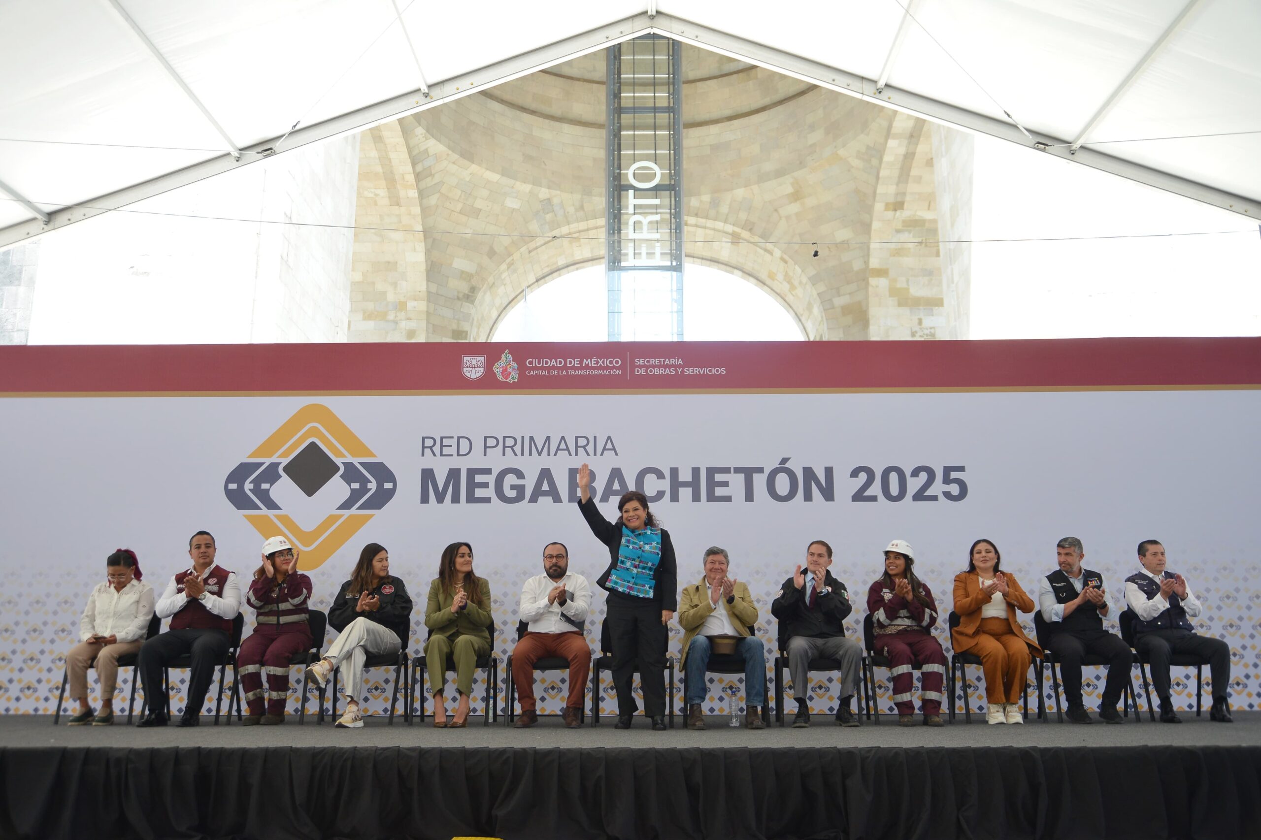 Establece Cara Brugada plazo de 120 días para acabar con los baches de la red vial primaria de la CDMX