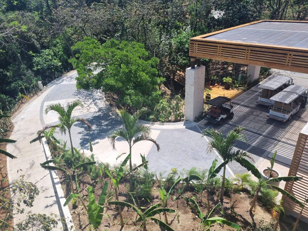 Hotel 2