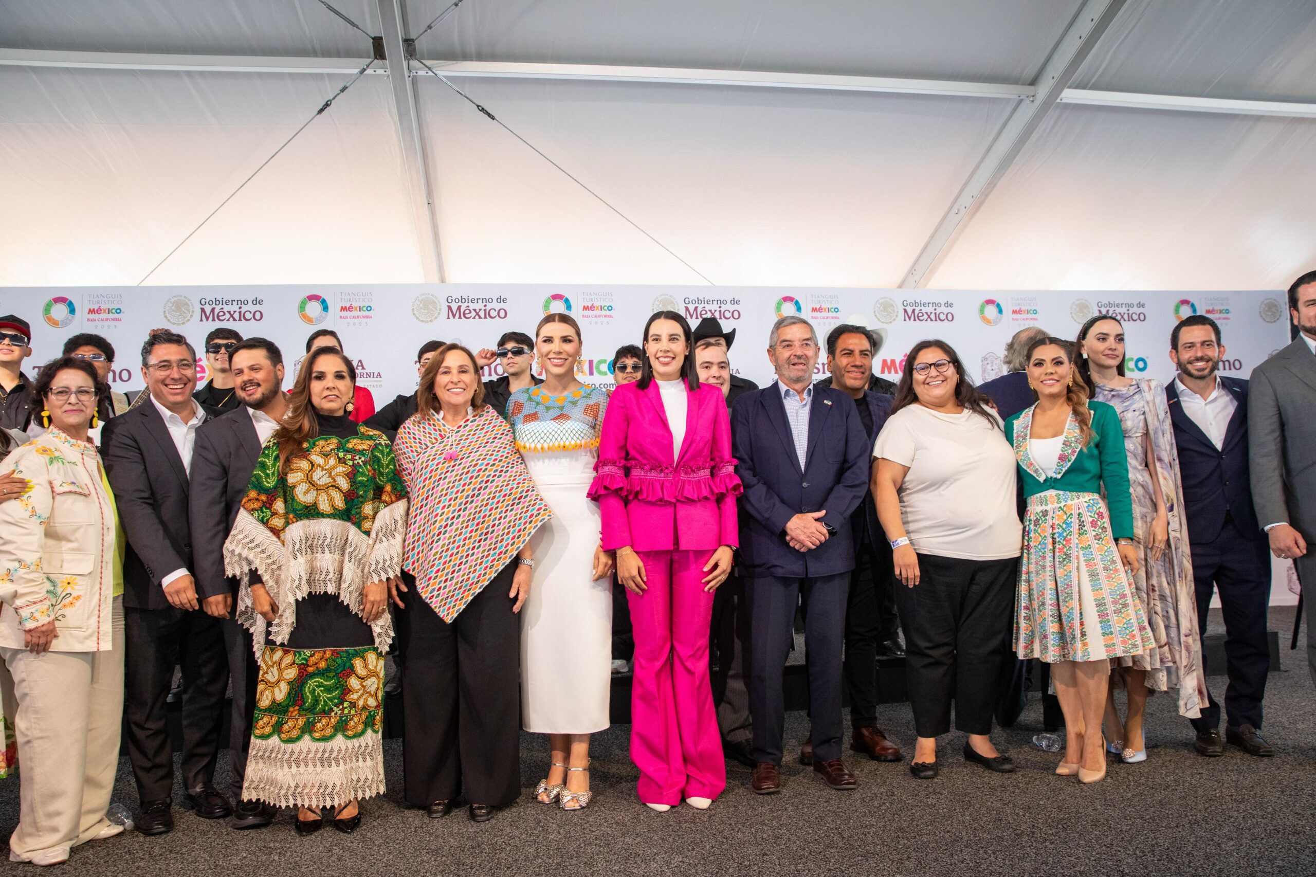 Arranca tianguis turístico 2025, en su nueva modalidad, en baja california la revista del sureste mx Tianguis 2 1 Scaled