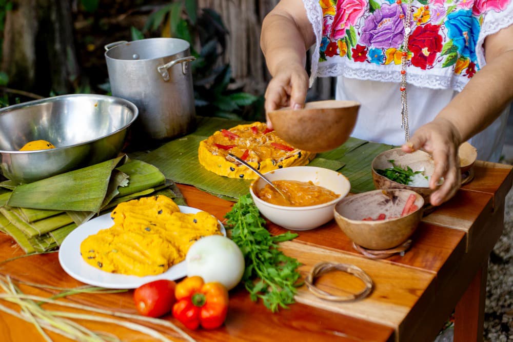 Yucatán, el estado con mejor promoción gastronómica y turística En reconocimiento a sus esfuerzos para proyectar a Yucatán en México y el mundo, el Gobierno del Renacimiento Maya, impulsado por el Gobernador Joaquín Díaz Mena, recibió la distinción como el Estado con Mejor Promoción Gastronómica y Turística en la primera edición de los Premios Gastrolab 2025, que tuvo lugar en la Ciudad de México. https://larevistadelsureste.com