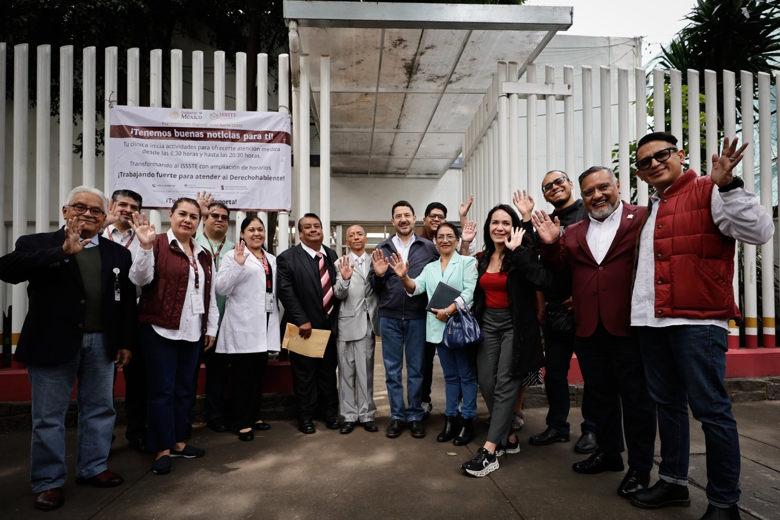 Reconoce martí batres participación comunitaria para mejora de las clínicas “santa maría” y “guerrero” la revista del sureste mx Farmacia 3