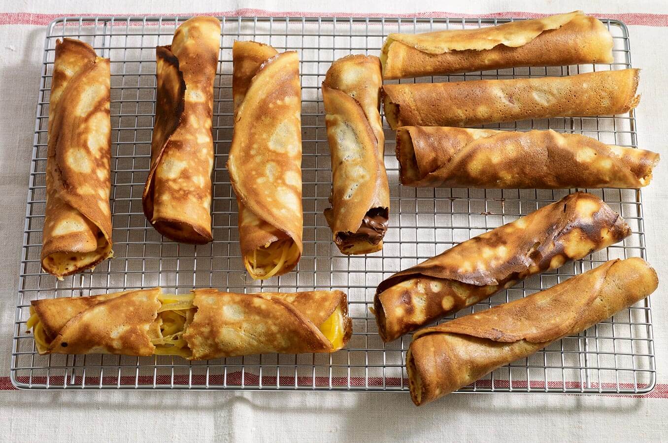 10 platillos que te harán saborear el alma de yucatán este verano 2025 la revista del sureste mx Marquesitass