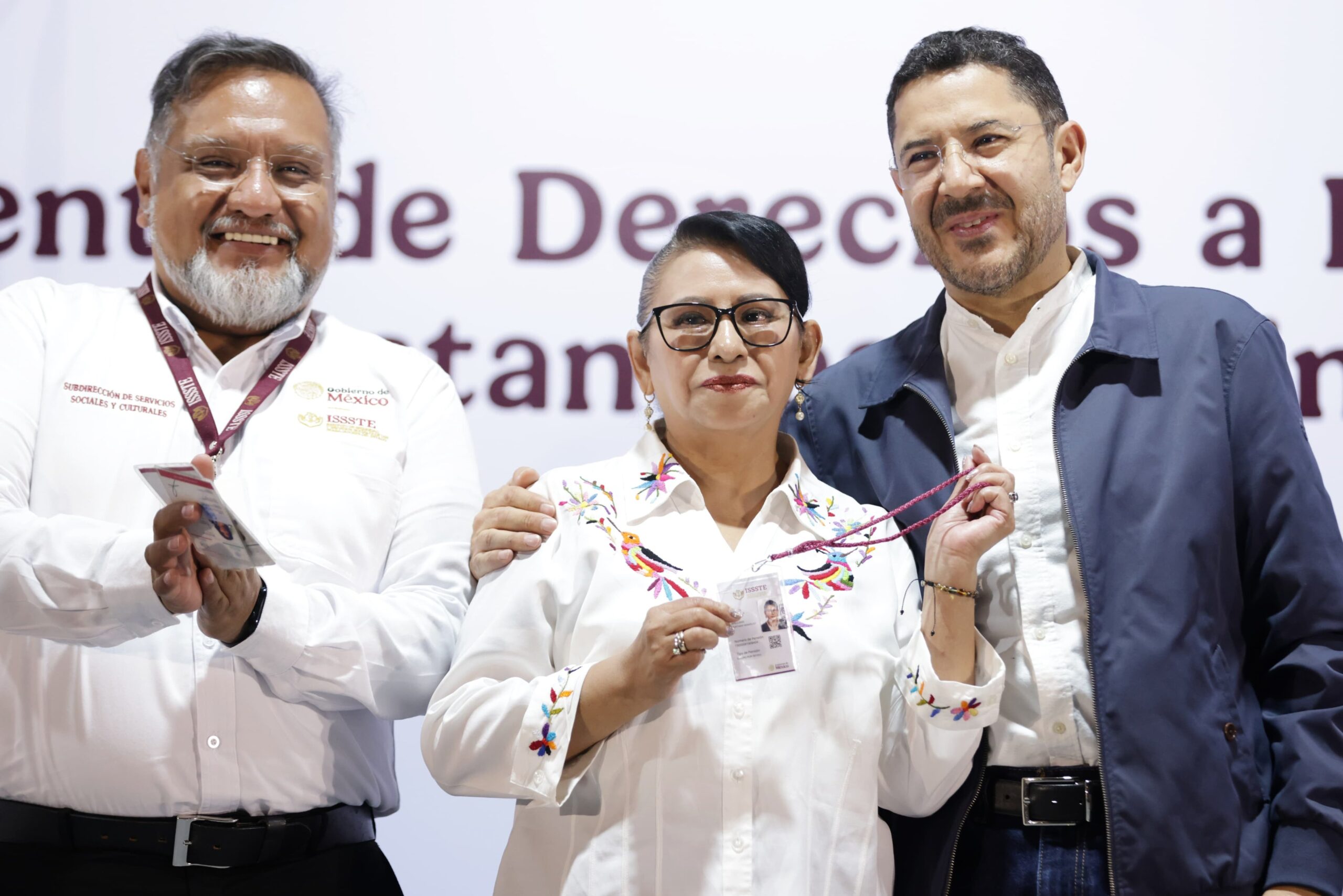 Entrega batres 200 constancias de finiquito de vivienda de fovissste en hidalgo la revista del sureste mx Marti Batres 0 Scaled