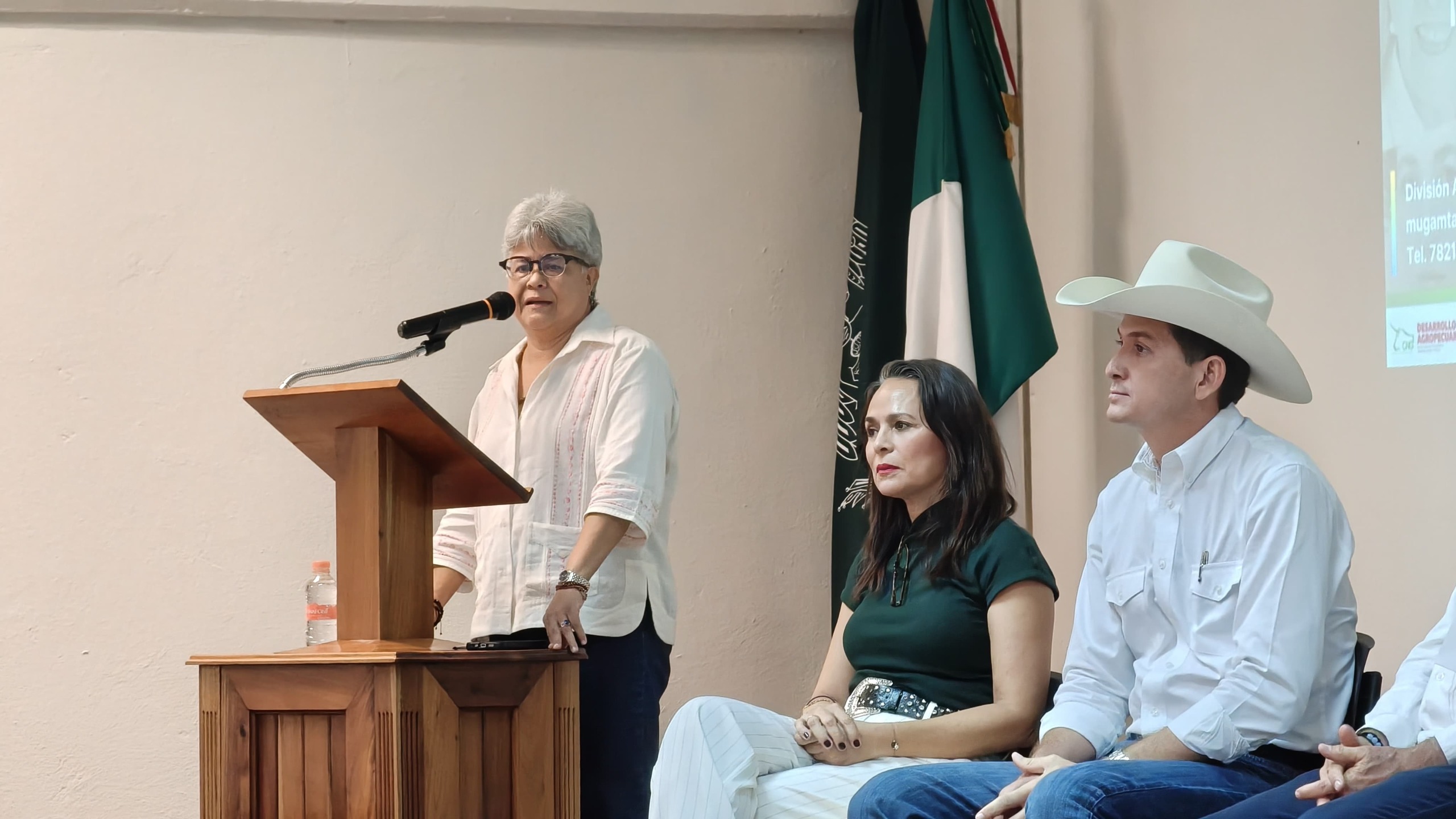 Arranca primer simposio de la mujer ganadera del sureste la revista del sureste mx Mujerganadera
