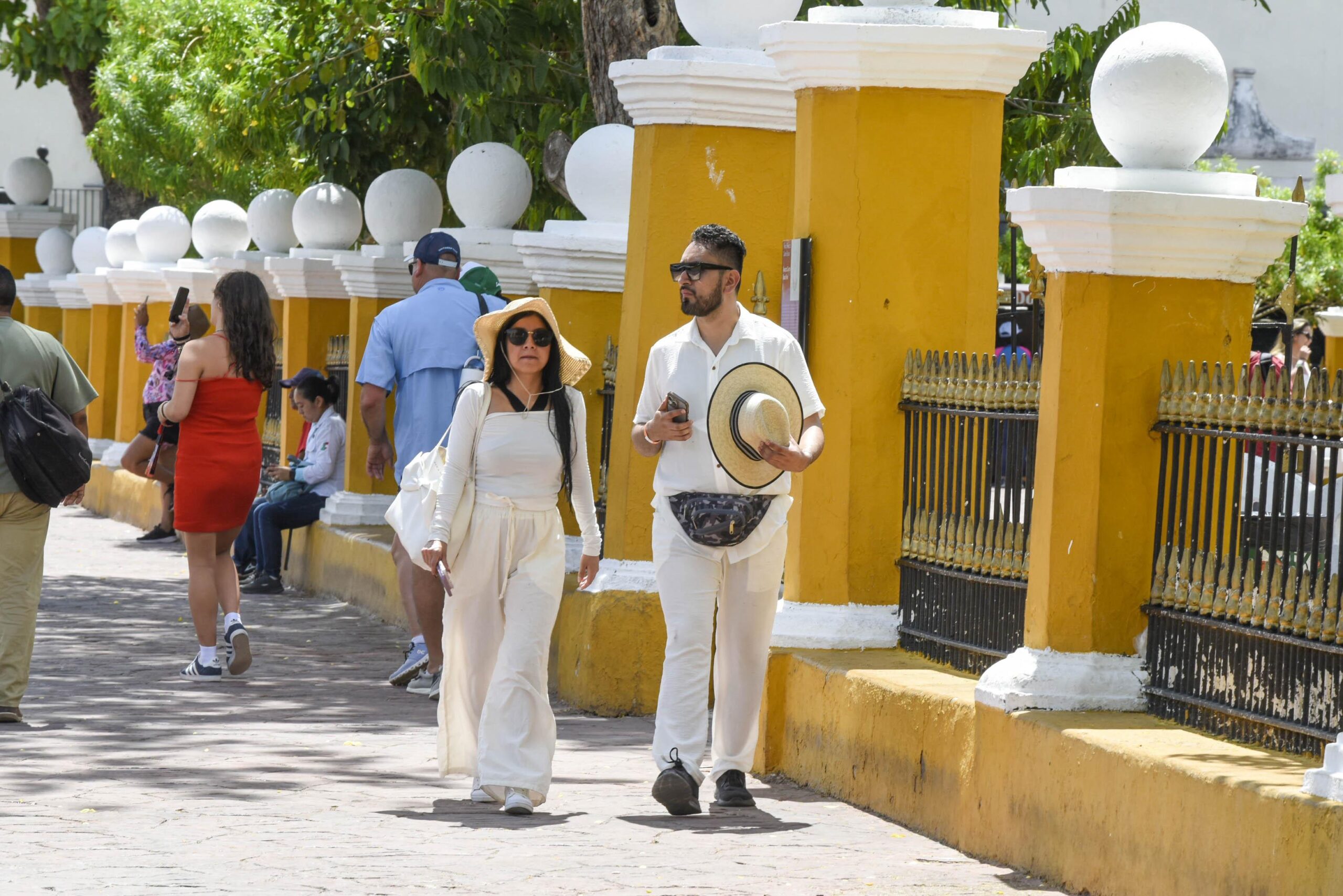 Fortalecen colaboración con hoteleros de Valladolid, Yucatán