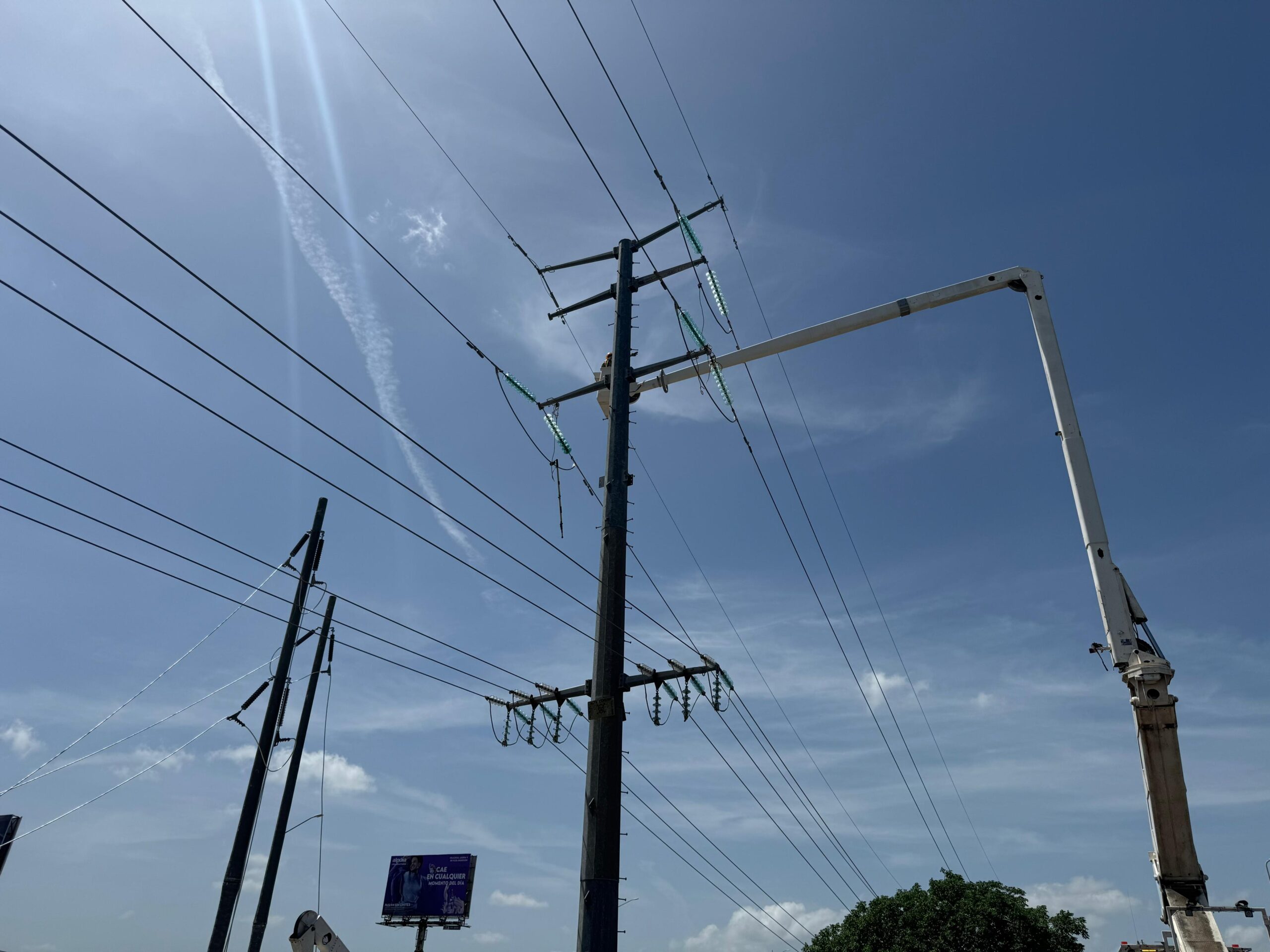 Exitoso operativo de conexión eléctrica en zona costera de yucatán la revista del sureste mx Cfe 2 Scaled