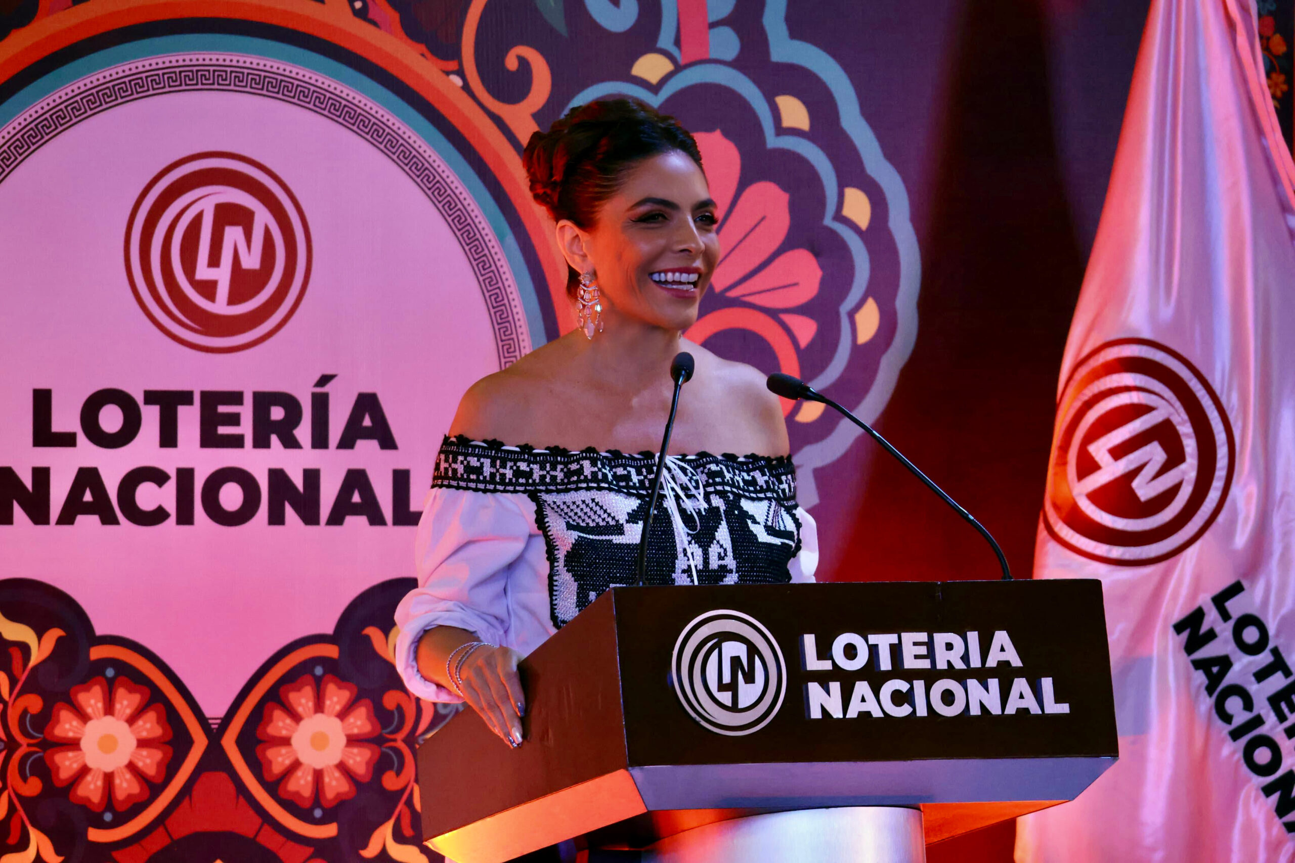 Lotería nacional celebra la guelaguetza con sorteo especial en oaxaca la revista del sureste mx Lotenal 4 Scaled