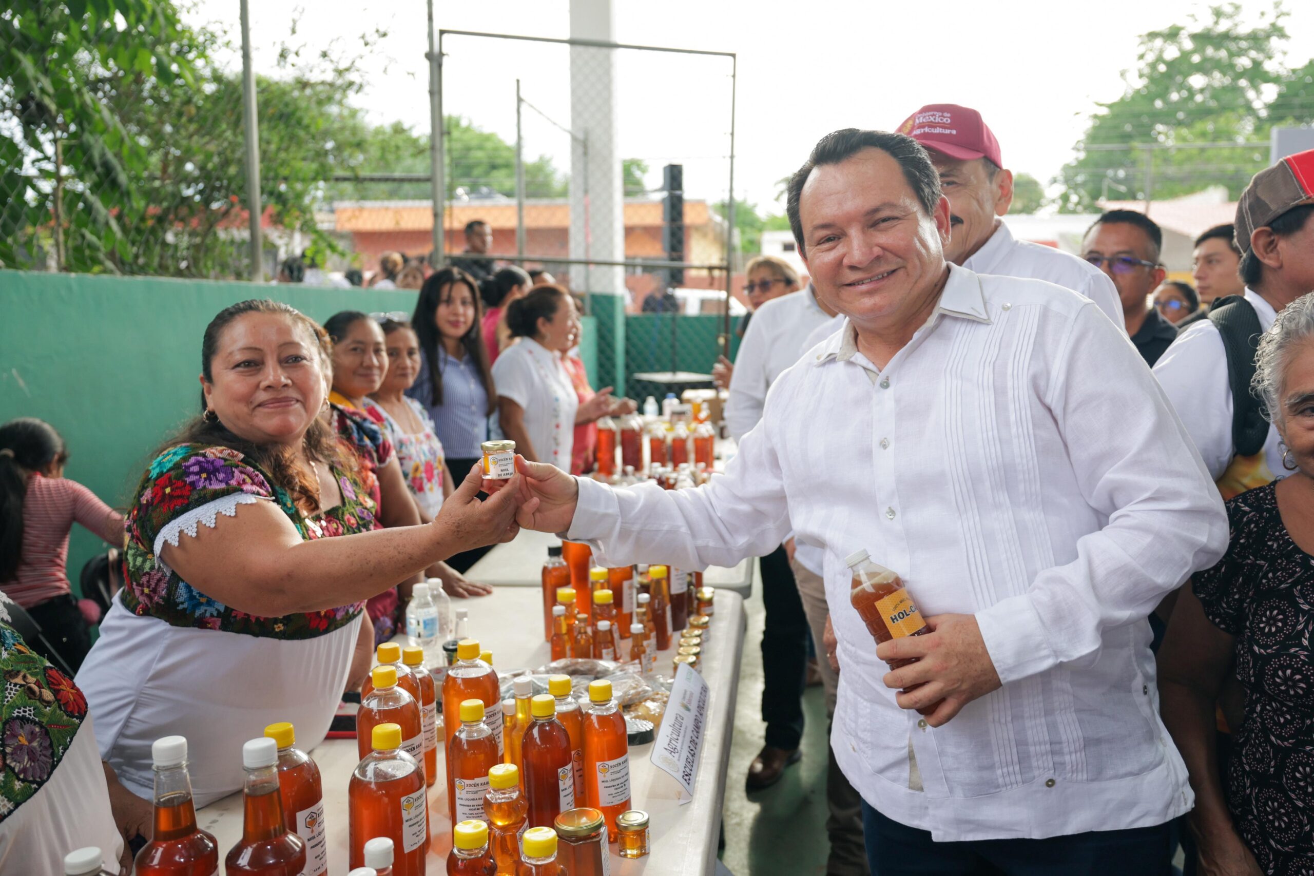 Renacimiento maya impulsa nueva etapa en la producción apícola de yucatán la revista del sureste mx Renacimientomaya 3 Scaled
