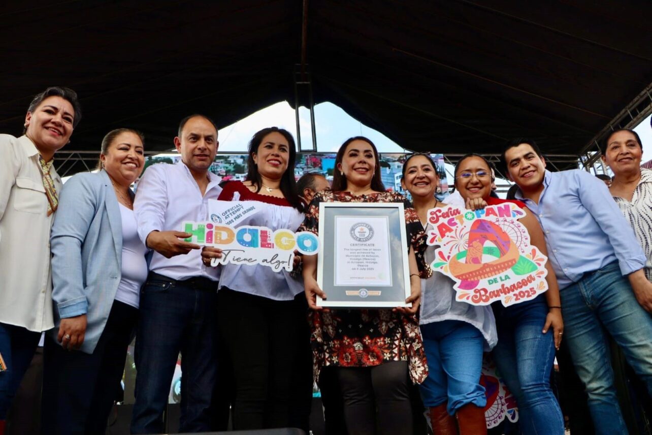 Actopan, hidalgo, obtiene el récord guinness de la línea de tacos de barbacoa más larga del mundo la revista del sureste mx Tacos 4