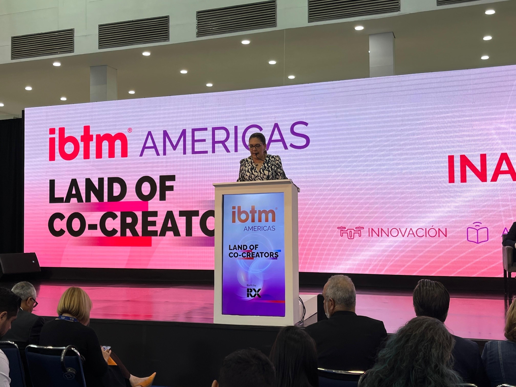 Ibtm américas 2025 abre en cdmx con 427 expositores y 520 compradores internacionales la revista del sureste mx Ibtm 2